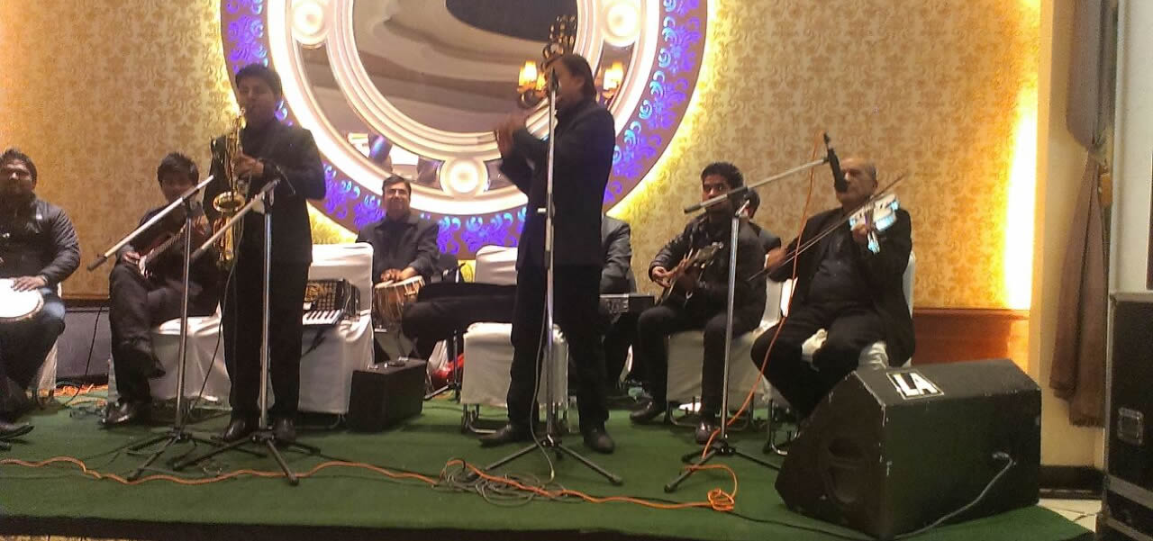 famous instrumental band nashik