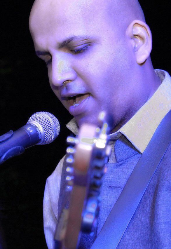 best male jazz singer nashik