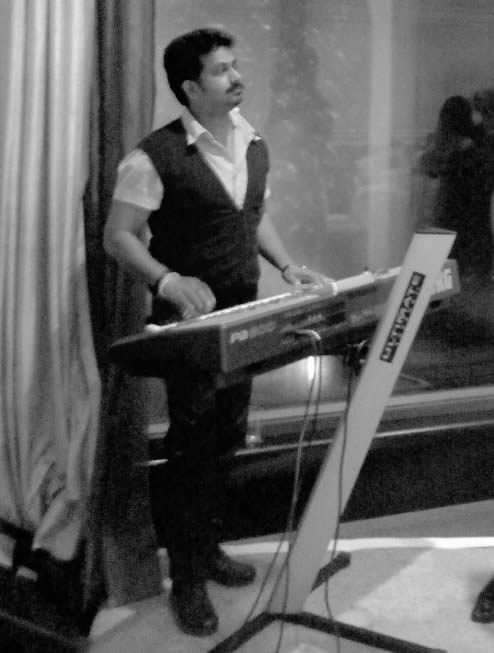 indian keyboard player nashik