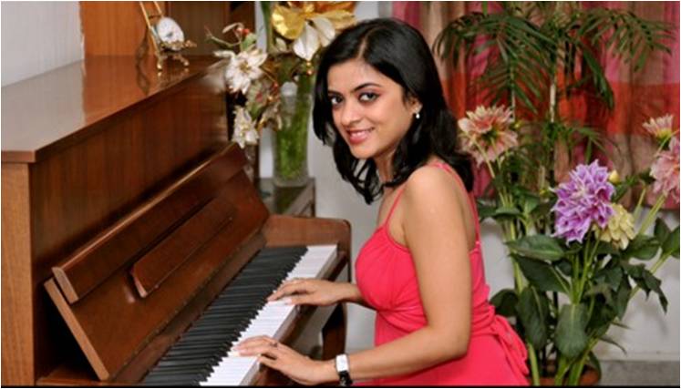 piano players nashik